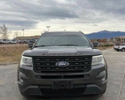 Серый Форд Эксплорер, объемом двигателя 3.5 л и пробегом 64 тыс. км за 11000 $, фото 1 на Automoto.ua