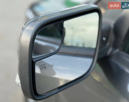 Серый Форд Эксплорер, объемом двигателя 2.26 л и пробегом 68 тыс. км за 18000 $, фото 12 на Automoto.ua