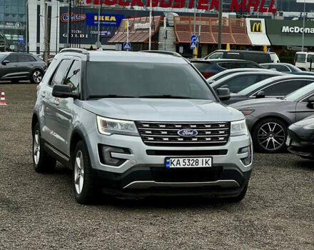 Серый Форд Эксплорер, объемом двигателя 3.5 л и пробегом 149 тыс. км за 18700 $, фото 1 на Automoto.ua