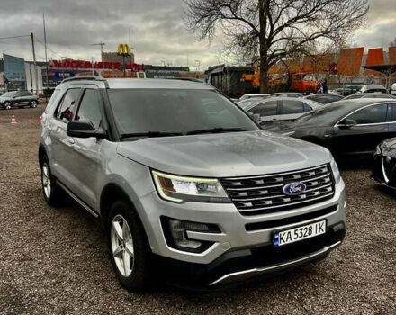 Серый Форд Эксплорер, объемом двигателя 3.5 л и пробегом 149 тыс. км за 18700 $, фото 5 на Automoto.ua