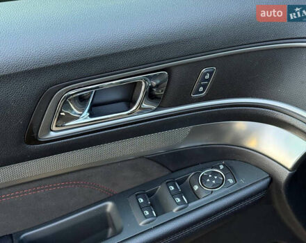 Серый Форд Эксплорер, объемом двигателя 2.26 л и пробегом 68 тыс. км за 18000 $, фото 14 на Automoto.ua