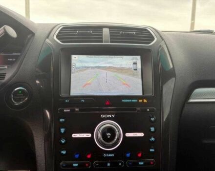 Серый Форд Эксплорер, объемом двигателя 3.5 л и пробегом 64 тыс. км за 11000 $, фото 7 на Automoto.ua