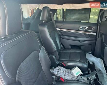 Серый Форд Эксплорер, объемом двигателя 3.5 л и пробегом 84 тыс. км за 13700 $, фото 12 на Automoto.ua