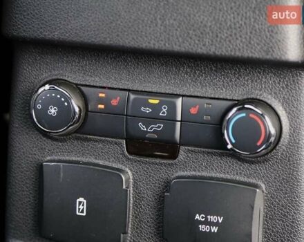 Серый Форд Эксплорер, объемом двигателя 3.5 л и пробегом 163 тыс. км за 23900 $, фото 27 на Automoto.ua