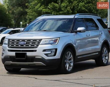 Серый Форд Эксплорер, объемом двигателя 3.5 л и пробегом 163 тыс. км за 23900 $, фото 2 на Automoto.ua