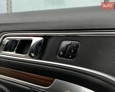 Форд Эксплорер 2017 в Львове на Automoto.ua Серый Форд Эксплорер, объемом двигателя 3.5 л и пробегом 167 тыс. км за 20300 $, фото 19 на Automoto.ua