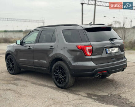 Сірий Форд Експлорер, об'ємом двигуна 3.5 л та пробігом 126 тис. км за 19999 $, фото 9 на Automoto.ua