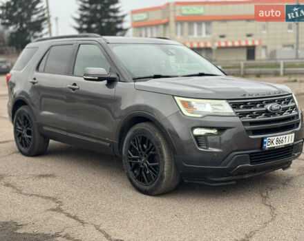 Сірий Форд Експлорер, об'ємом двигуна 3.5 л та пробігом 126 тис. км за 19999 $, фото 23 на Automoto.ua