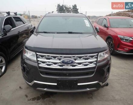 Серый Форд Эксплорер, объемом двигателя 3.5 л и пробегом 198 тыс. км за 14300 $, фото 3 на Automoto.ua