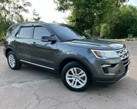 Серый Форд Эксплорер, объемом двигателя 3.5 л и пробегом 125 тыс. км за 465 $, фото 1 на Automoto.ua