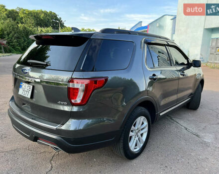 Серый Форд Эксплорер, объемом двигателя 3.5 л и пробегом 125 тыс. км за 19500 $, фото 5 на Automoto.ua