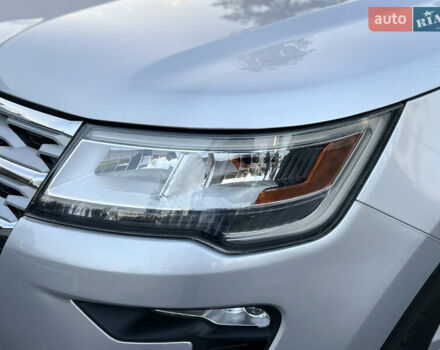 Форд Эксплорер 2018 в Киеве на Automoto.ua Серый Форд Эксплорер, объемом двигателя 3.5 л и пробегом 160 тыс. км за 17800 $, фото 13 на Automoto.ua