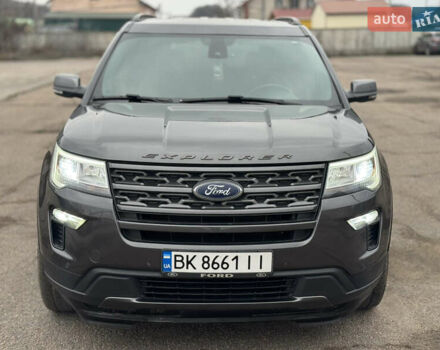 Сірий Форд Експлорер, об'ємом двигуна 3.5 л та пробігом 126 тис. км за 19999 $, фото 1 на Automoto.ua
