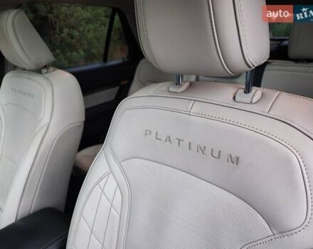 Серый Форд Эксплорер, объемом двигателя 3.5 л и пробегом 159 тыс. км за 22800 $, фото 13 на Automoto.ua