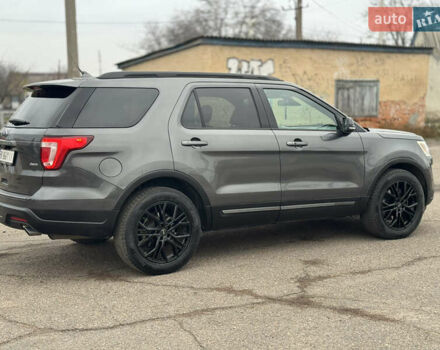 Сірий Форд Експлорер, об'ємом двигуна 3.5 л та пробігом 126 тис. км за 19999 $, фото 18 на Automoto.ua