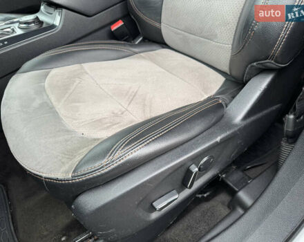 Серый Форд Эксплорер, объемом двигателя 3.73 л и пробегом 272 тыс. км за 17990 $, фото 15 на Automoto.ua