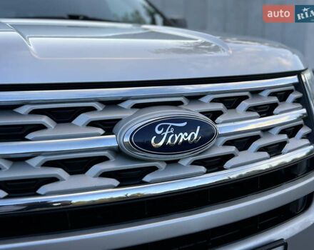 Форд Эксплорер 2018 в Киеве на Automoto.ua Серый Форд Эксплорер, объемом двигателя 3.5 л и пробегом 160 тыс. км за 17800 $, фото 17 на Automoto.ua