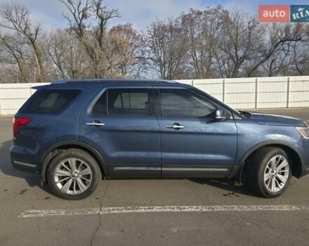 Серый Форд Эксплорер, объемом двигателя 3.5 л и пробегом 99 тыс. км за 24600 $, фото 7 на Automoto.ua