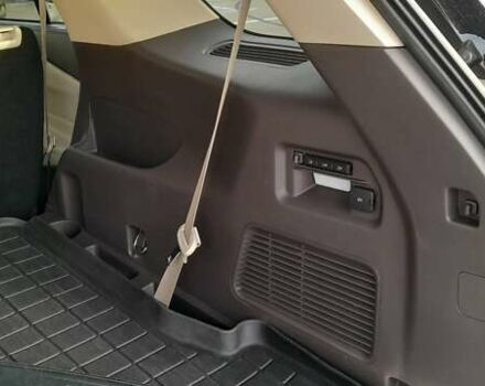 Серый Форд Эксплорер, объемом двигателя 3 л и пробегом 81 тыс. км за 37900 $, фото 16 на Automoto.ua