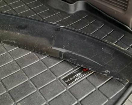 Серый Форд Эксплорер, объемом двигателя 3 л и пробегом 81 тыс. км за 37900 $, фото 18 на Automoto.ua