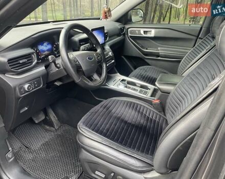 Серый Форд Эксплорер, объемом двигателя 2.26 л и пробегом 40 тыс. км за 27500 $, фото 9 на Automoto.ua