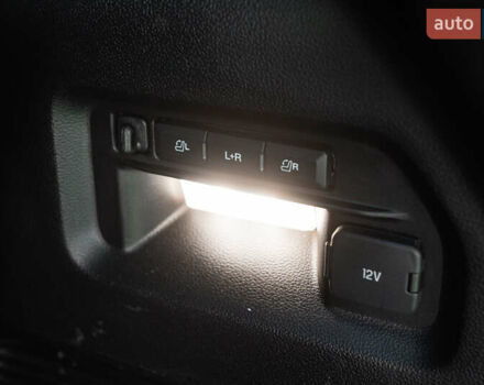 Серый Форд Эксплорер, объемом двигателя 3.3 л и пробегом 97 тыс. км за 33300 $, фото 19 на Automoto.ua