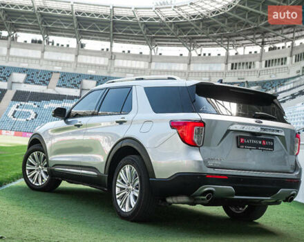 Серый Форд Эксплорер, объемом двигателя 3.3 л и пробегом 97 тыс. км за 33300 $, фото 12 на Automoto.ua