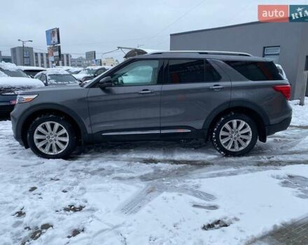 Серый Форд Эксплорер, объемом двигателя 3.34 л и пробегом 105 тыс. км за 35600 $, фото 3 на Automoto.ua