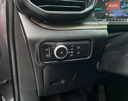 Серый Форд Эксплорер, объемом двигателя 3.34 л и пробегом 105 тыс. км за 35600 $, фото 13 на Automoto.ua