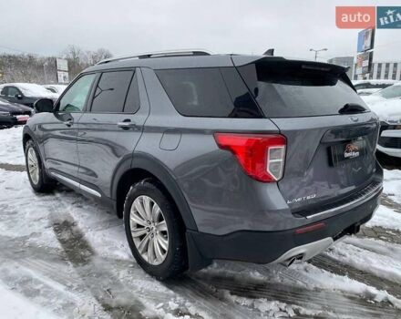Серый Форд Эксплорер, объемом двигателя 3.34 л и пробегом 105 тыс. км за 35600 $, фото 4 на Automoto.ua