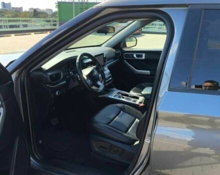 Серый Форд Эксплорер, объемом двигателя 2.3 л и пробегом 52 тыс. км за 13900 $, фото 12 на Automoto.ua