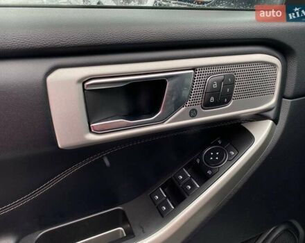 Серый Форд Эксплорер, объемом двигателя 3.34 л и пробегом 105 тыс. км за 35600 $, фото 12 на Automoto.ua