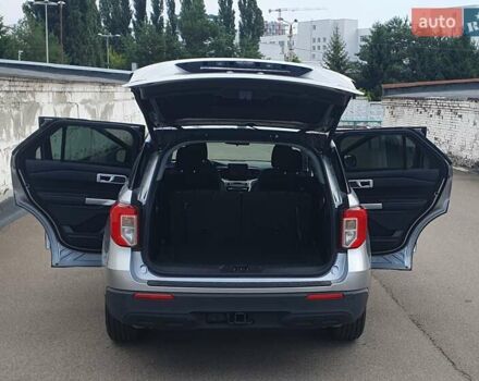 Серый Форд Эксплорер, объемом двигателя 2.26 л и пробегом 82 тыс. км за 28000 $, фото 25 на Automoto.ua