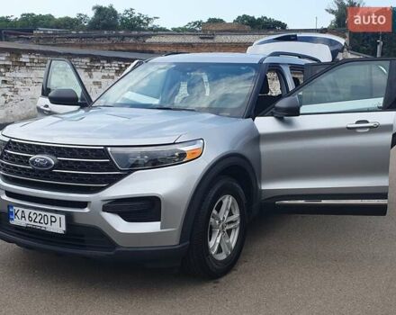 Серый Форд Эксплорер, объемом двигателя 2.26 л и пробегом 82 тыс. км за 28000 $, фото 21 на Automoto.ua