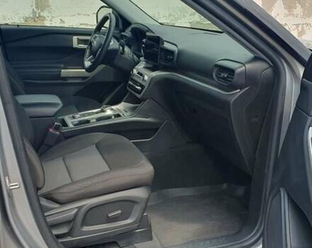 Серый Форд Эксплорер, объемом двигателя 2.26 л и пробегом 82 тыс. км за 28000 $, фото 29 на Automoto.ua