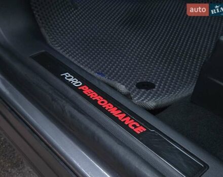 Серый Форд Эксплорер, объемом двигателя 3 л и пробегом 43 тыс. км за 39500 $, фото 30 на Automoto.ua