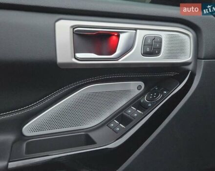 Серый Форд Эксплорер, объемом двигателя 3 л и пробегом 43 тыс. км за 39500 $, фото 15 на Automoto.ua