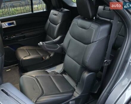 Серый Форд Эксплорер, объемом двигателя 3 л и пробегом 43 тыс. км за 39500 $, фото 10 на Automoto.ua