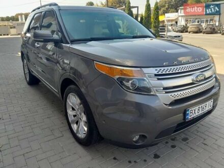 Серый Форд Эксплорер, объемом двигателя 2 л и пробегом 310 тыс. км за 14900 $, фото 1 на Automoto.ua