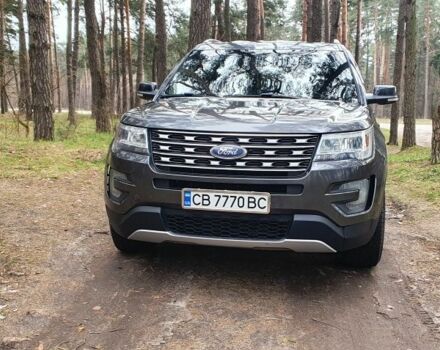 Сірий Форд Експлорер, об'ємом двигуна 3.5 л та пробігом 165 тис. км за 16900 $, фото 1 на Automoto.ua