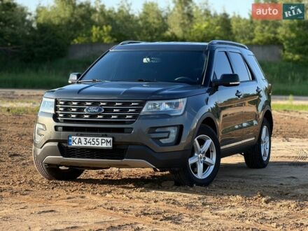 Сірий Форд Експлорер, об'ємом двигуна 3.5 л та пробігом 177 тис. км за 16300 $, фото 1 на Automoto.ua