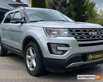 Серый Форд Эксплорер, объемом двигателя 3.5 л и пробегом 197 тыс. км за 17500 $, фото 1 на Automoto.ua