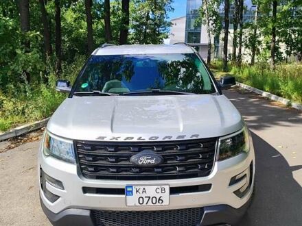 Форд Эксплорер 2015 в Киеве на Automoto.ua Серый Форд Эксплорер, объемом двигателя 3.5 л и пробегом 110 тыс. км за 21500 $, фото 1 на Automoto.ua