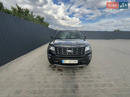 Серый Форд Эксплорер, объемом двигателя 2.26 л и пробегом 215 тыс. км за 16000 $, фото 1 на Automoto.ua