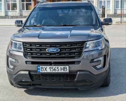 Серый Форд Эксплорер, объемом двигателя 3.5 л и пробегом 184 тыс. км за 18000 $, фото 1 на Automoto.ua