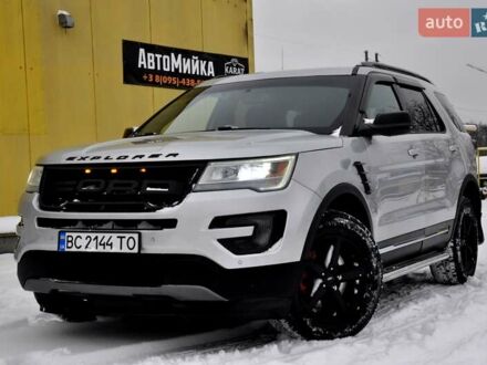 Серый Форд Эксплорер, объемом двигателя 2.26 л и пробегом 180 тыс. км за 16999 $, фото 1 на Automoto.ua