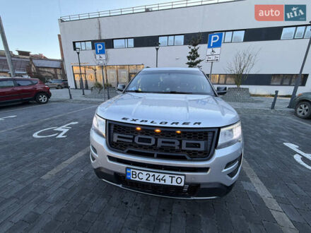 Серый Форд Эксплорер, объемом двигателя 2.26 л и пробегом 180 тыс. км за 18300 $, фото 1 на Automoto.ua