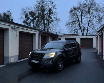 Серый Форд Эксплорер, объемом двигателя 3.5 л и пробегом 180 тыс. км за 17500 $, фото 1 на Automoto.ua