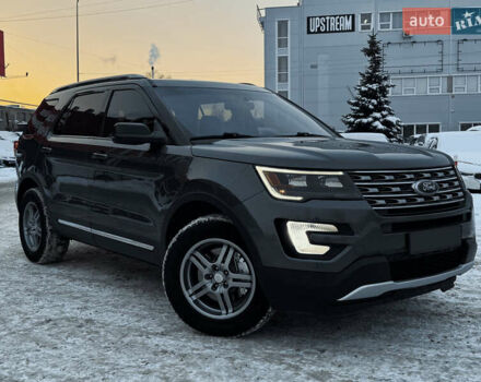 Сірий Форд Експлорер, об'ємом двигуна 3.5 л та пробігом 107 тис. км за 21500 $, фото 1 на Automoto.ua