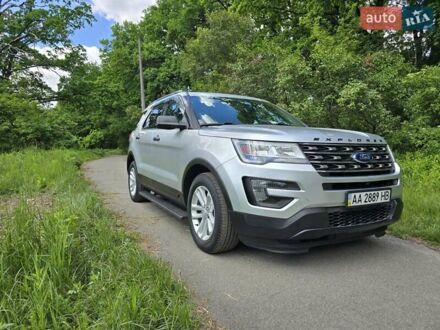 Форд Эксплорер 2017 в Киеве на Automoto.ua Серый Форд Эксплорер, объемом двигателя 3.5 л и пробегом 130 тыс. км за 20500 $, фото 1 на Automoto.ua